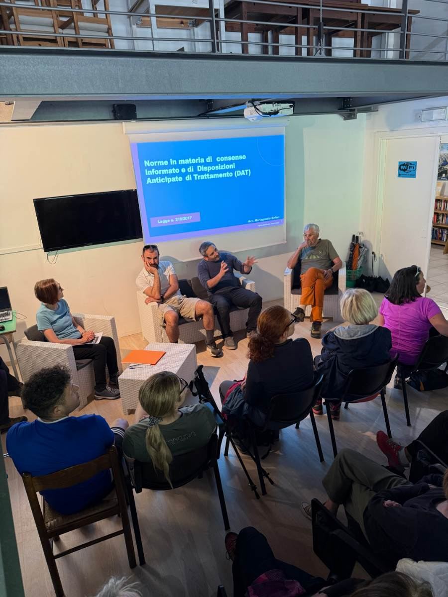 Gallery: la-cura-nello-sguardo-e-cattedre-della-salute-una-domenica-tra-cammino-e-consapevolezza-a-moiola - 103