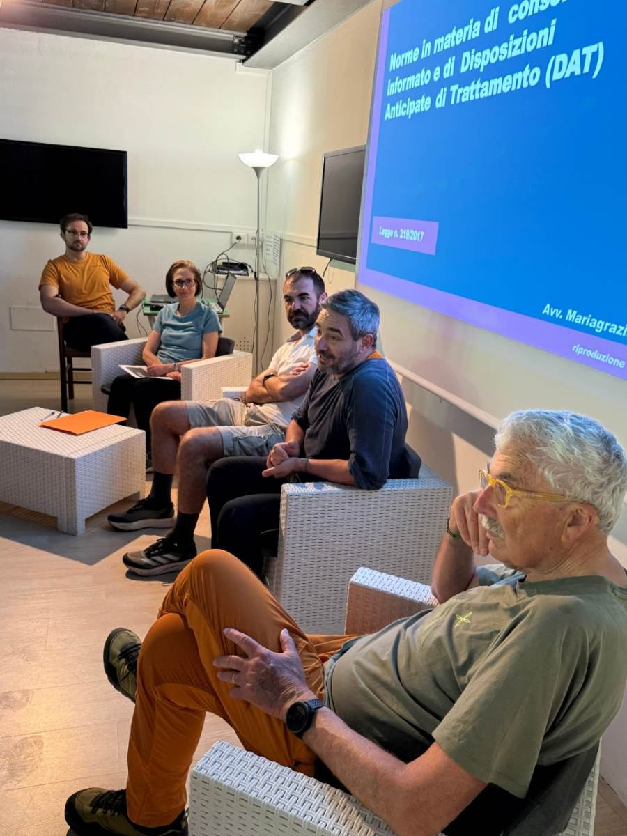 Gallery: la-cura-nello-sguardo-e-cattedre-della-salute-una-domenica-tra-cammino-e-consapevolezza-a-moiola - 111