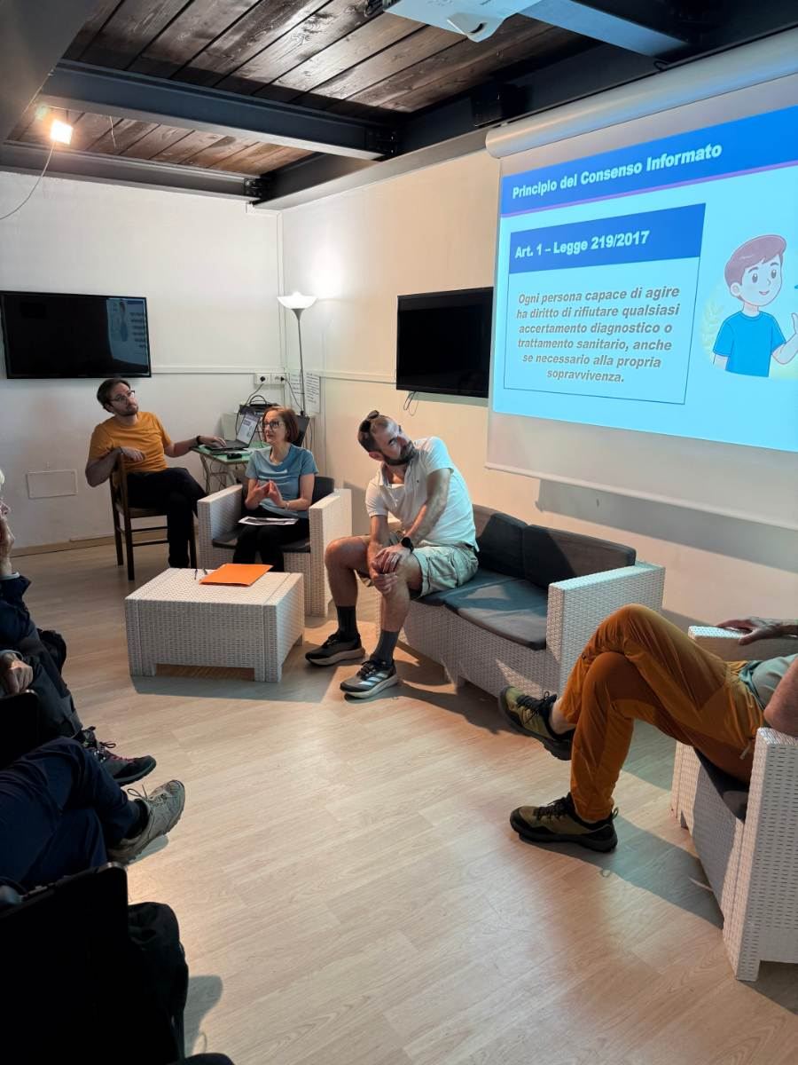 Gallery: la-cura-nello-sguardo-e-cattedre-della-salute-una-domenica-tra-cammino-e-consapevolezza-a-moiola - 123