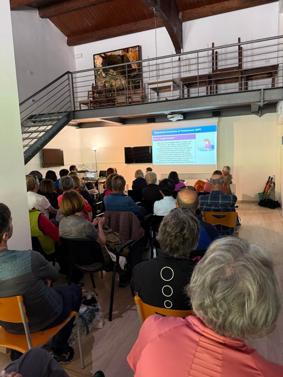 Gallery: la-cura-nello-sguardo-e-cattedre-della-salute-una-domenica-tra-cammino-e-consapevolezza-a-moiola - 143