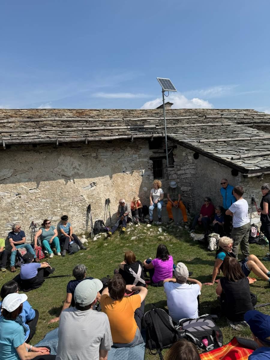 Gallery: la-cura-nello-sguardo-e-cattedre-della-salute-una-domenica-tra-cammino-e-consapevolezza-a-moiola - 77