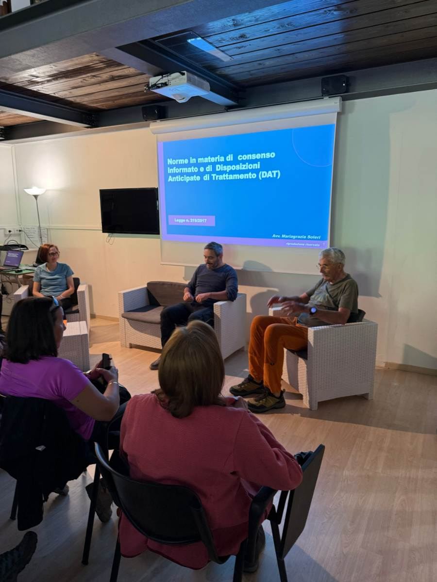 Gallery: la-cura-nello-sguardo-e-cattedre-della-salute-una-domenica-tra-cammino-e-consapevolezza-a-moiola - 96