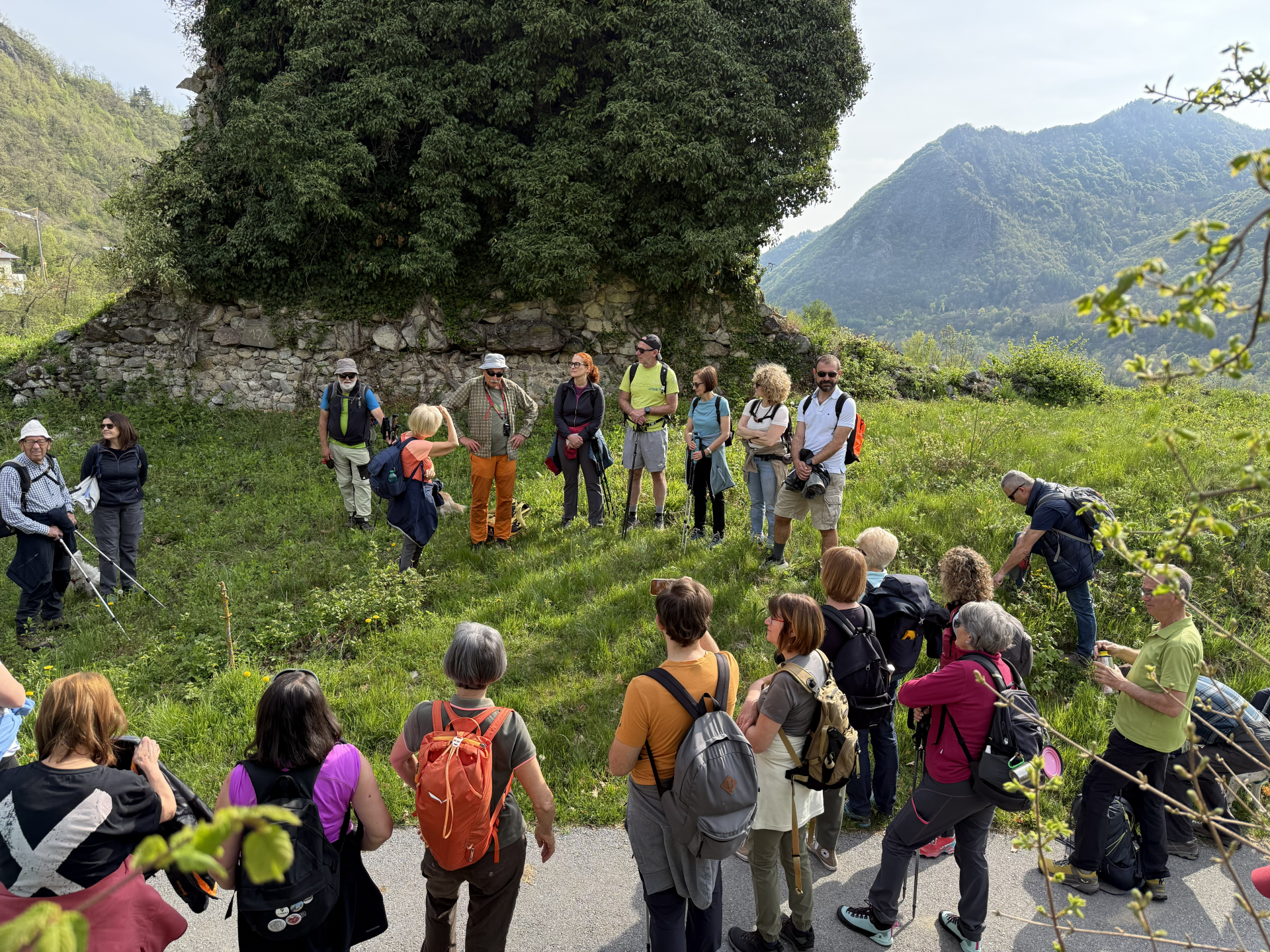 La Cura nello Sguardo e Cattedre della Salute: una domenica tra cammino e consapevolezza a Moiola